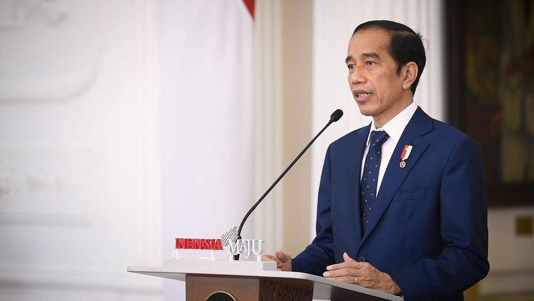Indonesia's President cautions in contradiction of vaccine patriotism