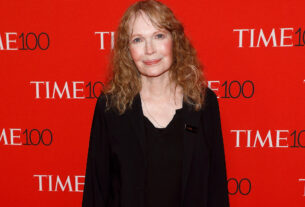 Mia Farrow discourses 'spiteful gossips' nearby the historical demises of her offspring