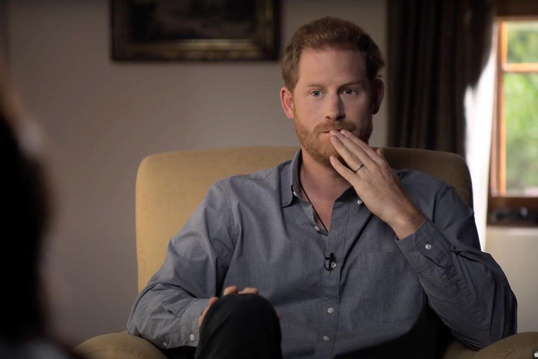 Prince Harry says his mother would be proud of award winners