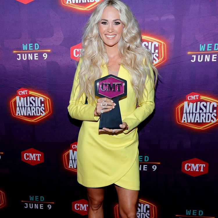 Carrie Underwood and John Legend win Video of the Year CMT Music Awards