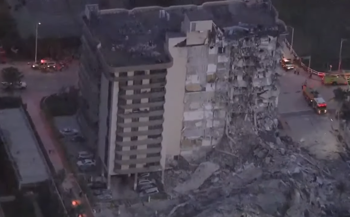 A picture from the video of Miami Florida Collapsed Building
