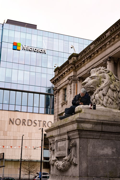 Microsoft has a market capitalization of more than US 2 trillion