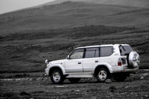Toyota Land Cruiser Replaces V6 Small Frame and Engine