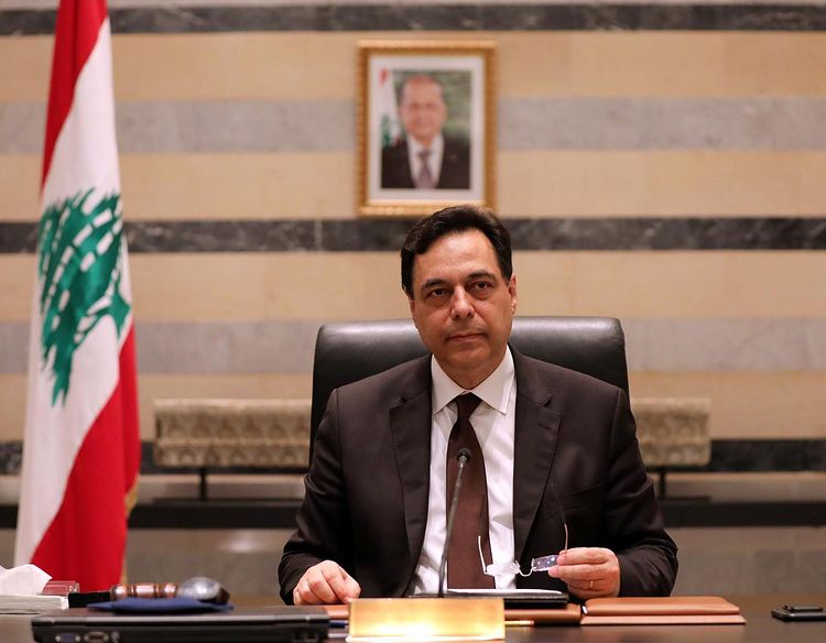 Prime Minister warns that Lebanon is just days away from a "social explosion."