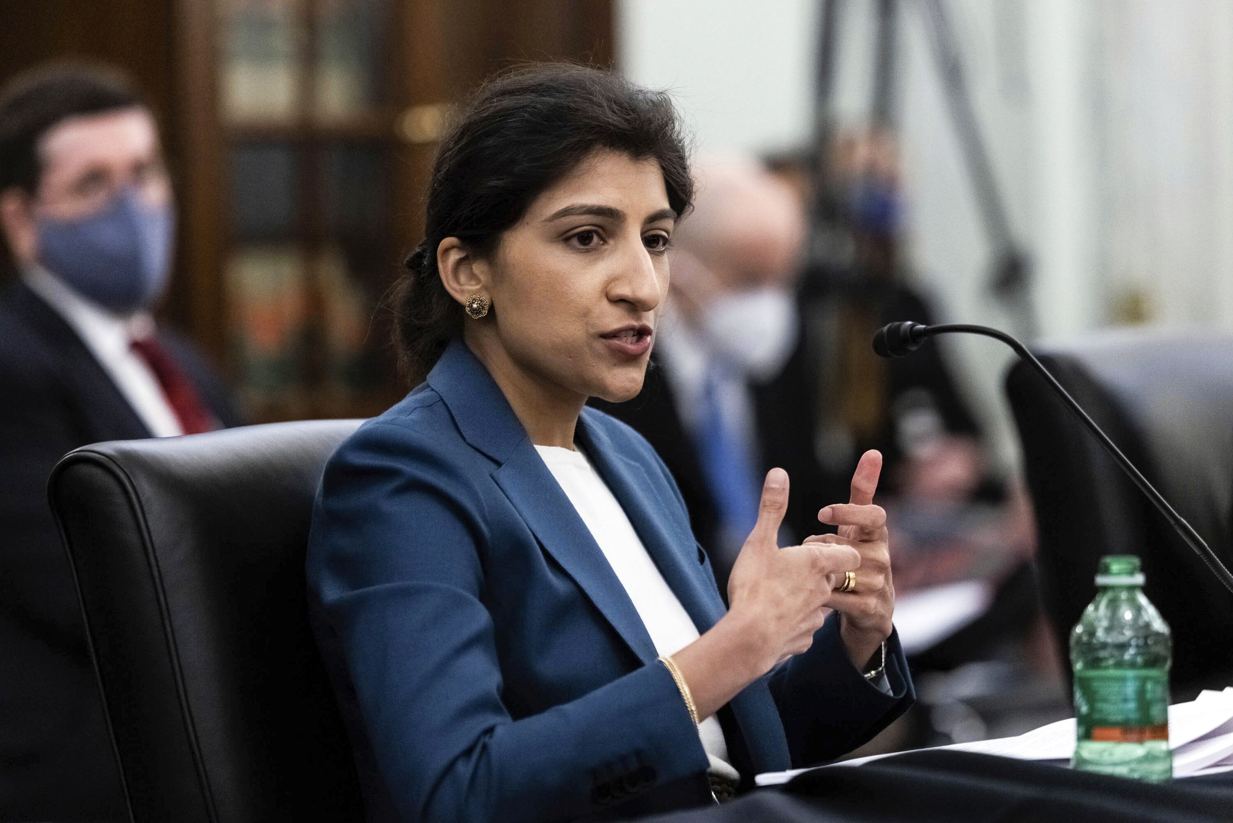 Facebook asks Lina Khan, FTC Chair, to resign from the anti-monopoly case