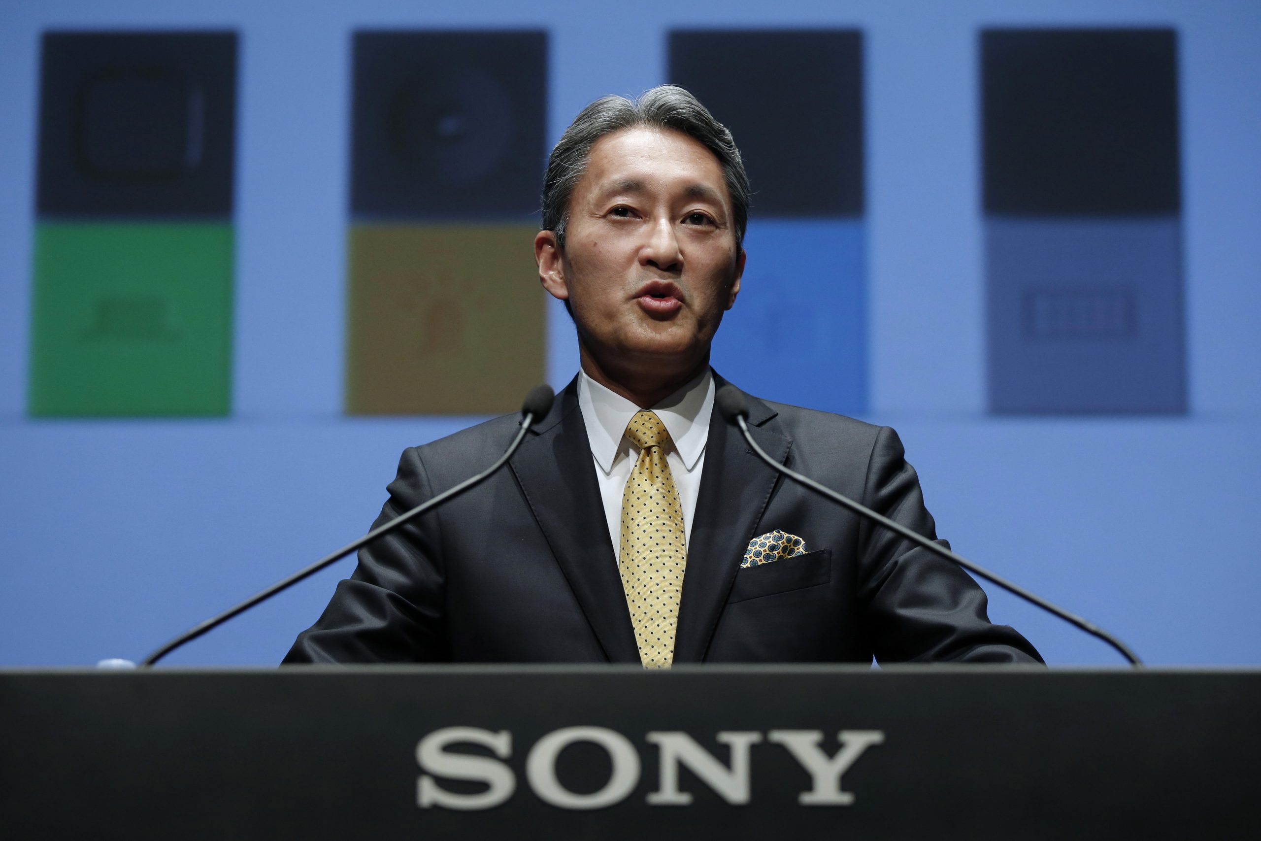 Smartphone Cameras Will Be Superior to SLRs by 2024 Says Sony CEO