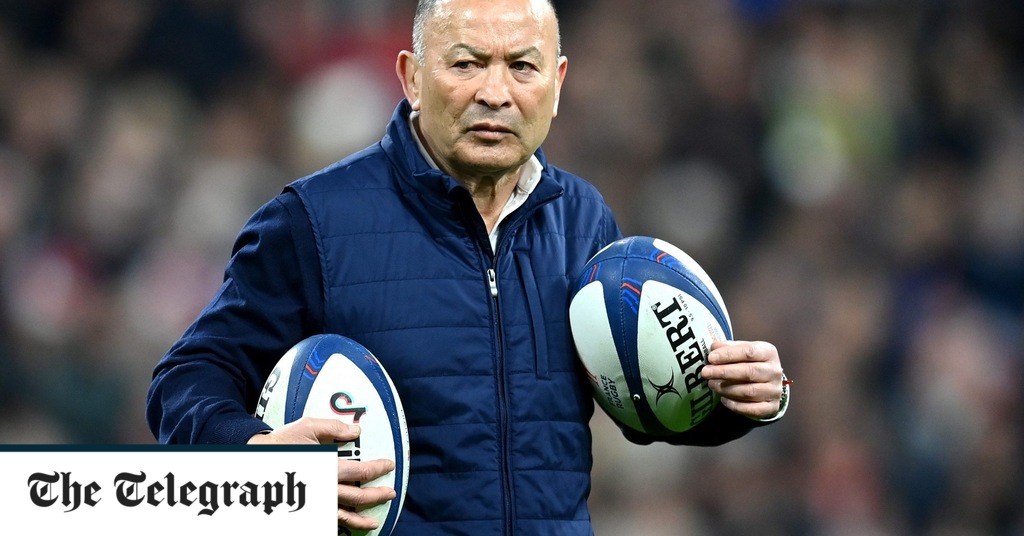 Today's Rugby News - A Welsh Fan Urinates on a Grandstand Roof and Calls Eddie Jones a Dictator