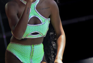 Azealia Banks Net Worth - Bisexual Hip-Hop Artist, Actress and Musician