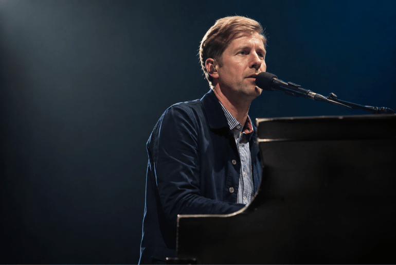 Andrew McMahon Brings Three Eras Together at Chicago’s Huntington Bank Pavilion